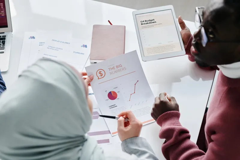 Open Books: How B2B Buyers Are Turning Supplier Transparency Into a Strategic Weapon